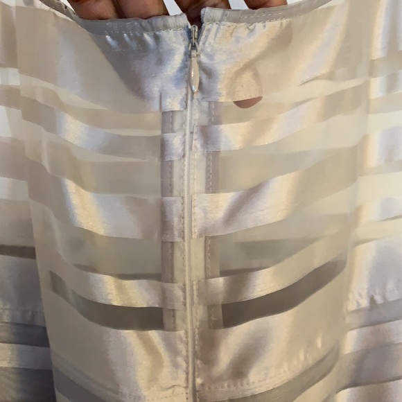 TAHARI PARTY DRESS - Picture 7 of 10